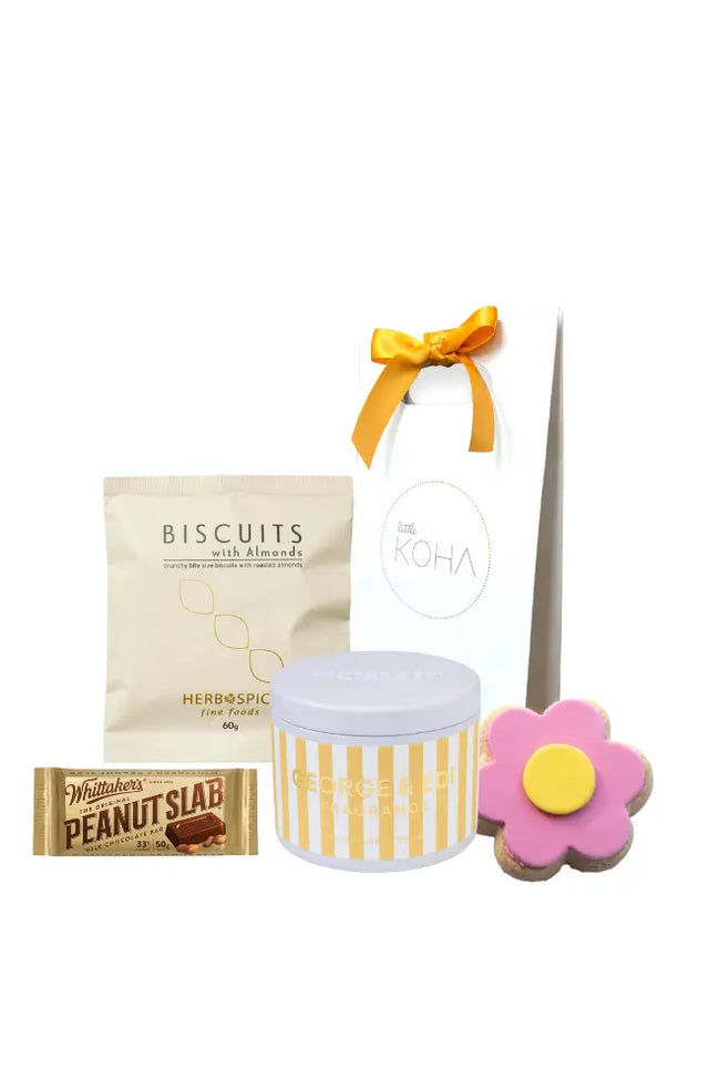 Listing Gift - Candle & Treats (Raine & Horne) Raine & Horne